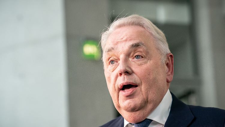 Eventim-Chef Schulenberg setzt Scheuer unter Druck.