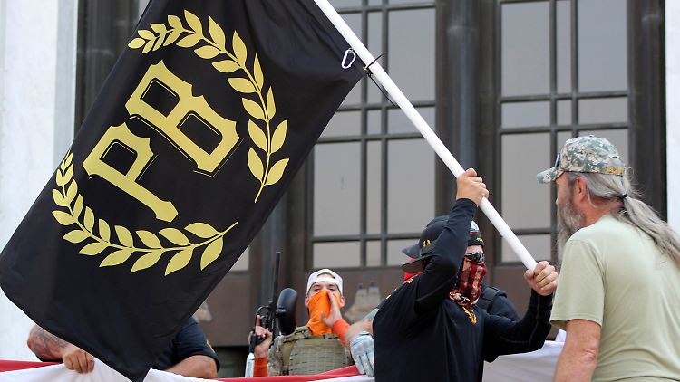 US-Präsident Donald Trump weiß laut eigener Aussage nicht viel über die rechtsextreme Gruppierung Proud Boys.