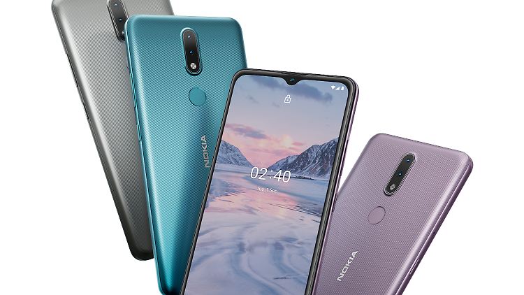Das Nokia 2.4 in seinen drei Farben, die an Finnland erinnern sollen.