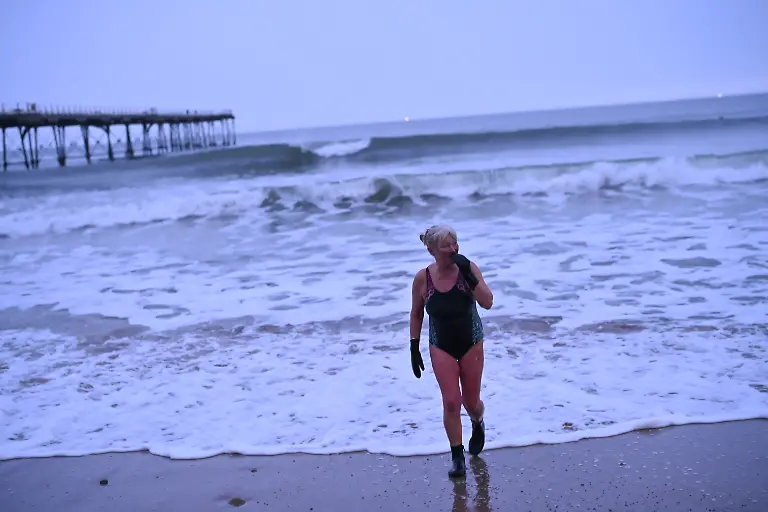 2025-03-14T081751Z-1624169489-RC27ECAX6SBJ-RTRMADP-3-BRITAIN-WATER-SEWAGE