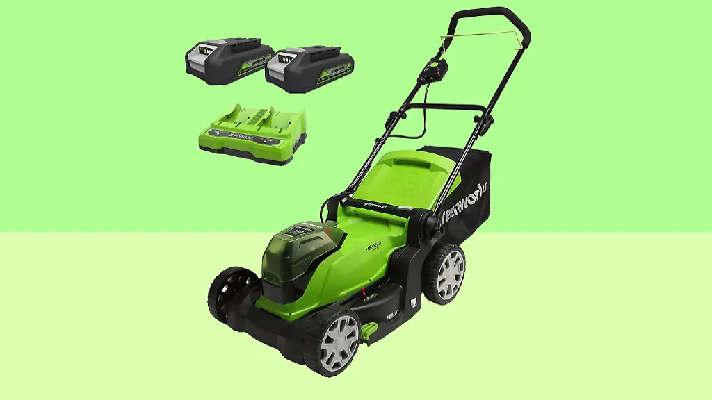 Kabellos-frei-von-Abgasen-und-guenstig-Diesen-Akku-Rasenmaeher-von-Greenworks-gibt-es-guenstig-bei-Ebay