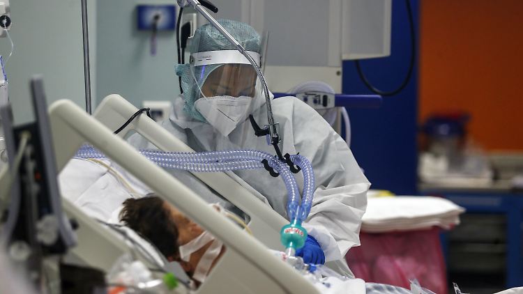 Ab einer 60-prozentigen Belegung der Intensivbetten ist die kritische Marke erreicht.