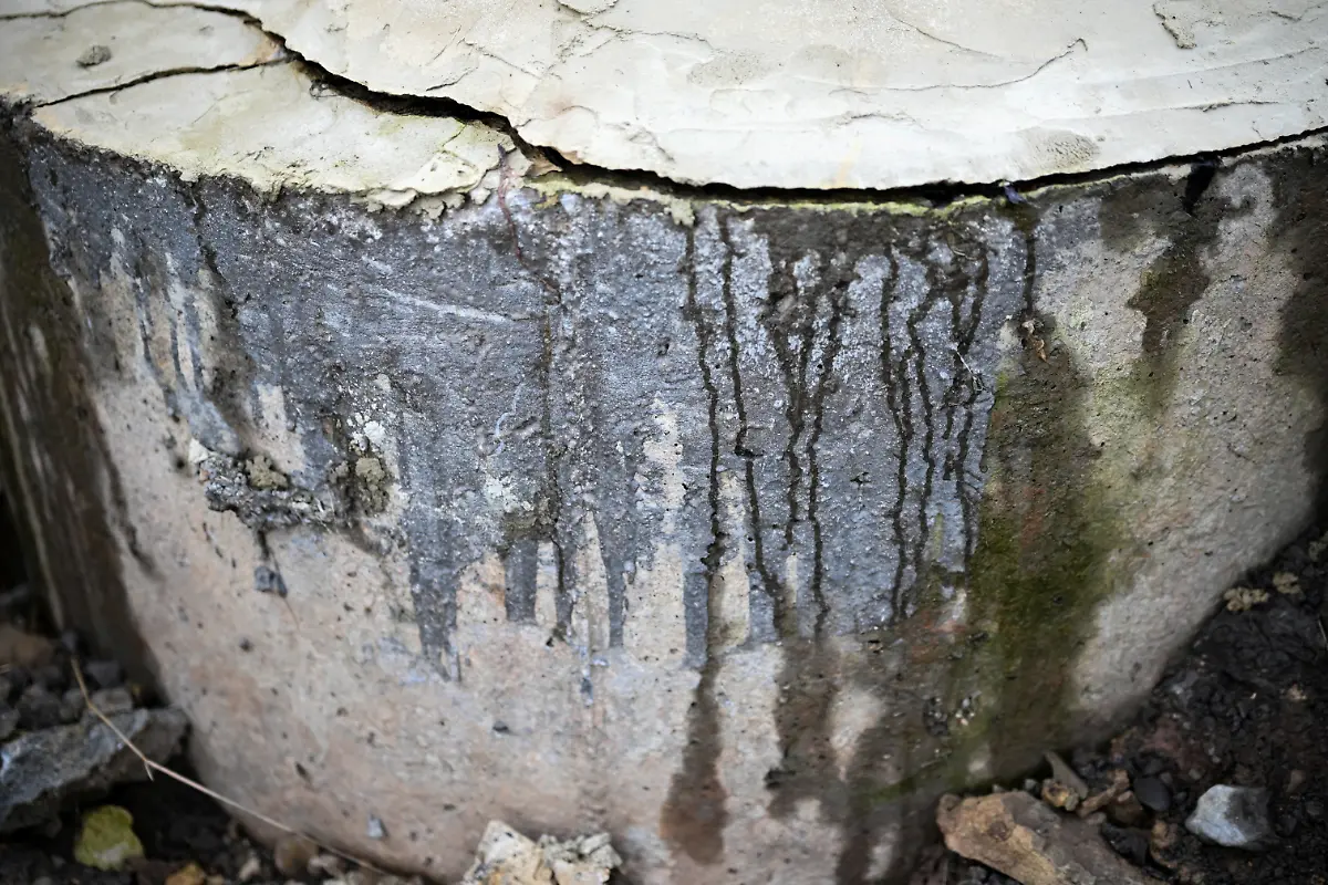 2025-03-14T081742Z-1775702492-RC2AECATMHVI-RTRMADP-3-BRITAIN-WATER-SEWAGE