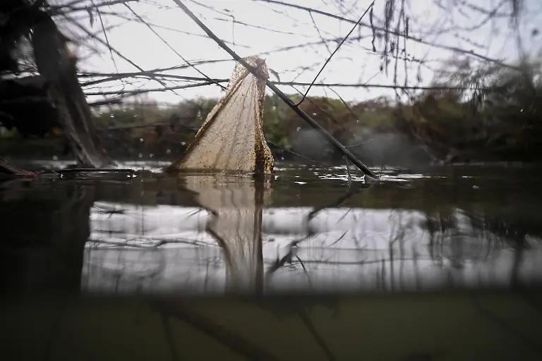 2025-03-14T081757Z-128372215-RC2E8BAQ7YV4-RTRMADP-3-BRITAIN-WATER-SEWAGE