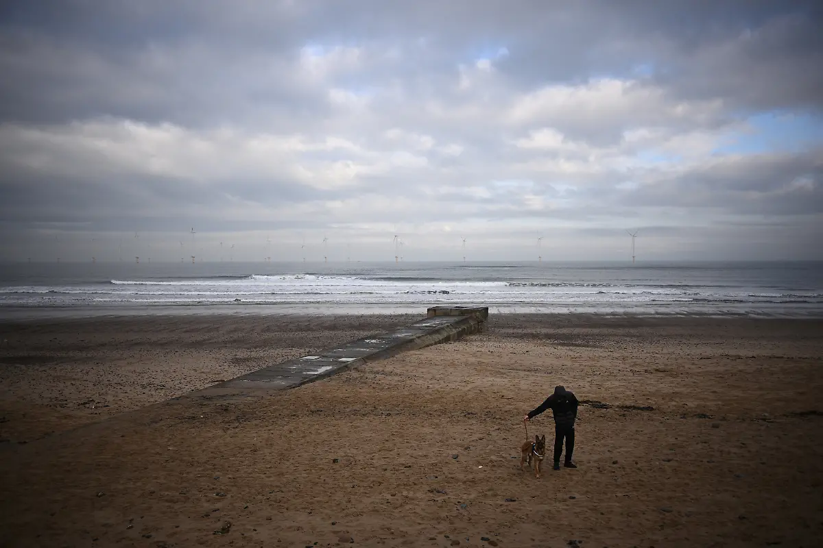 2025-03-14T081748Z-24329449-RC2YECAYRGF3-RTRMADP-3-BRITAIN-WATER-SEWAGE