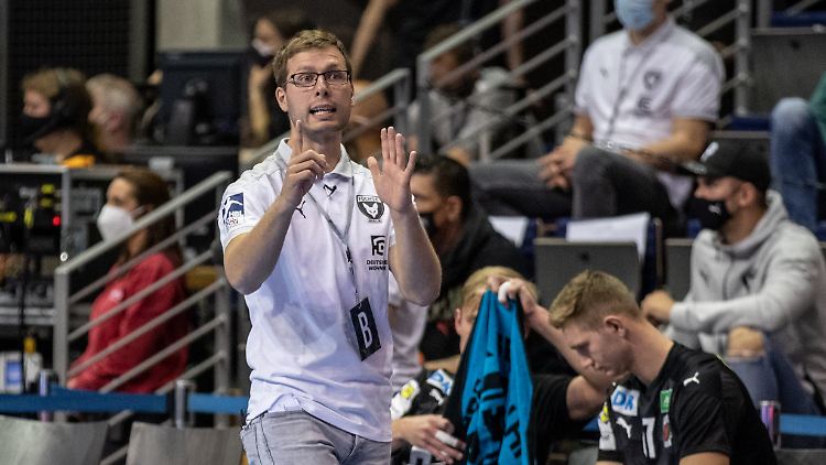 Jaron Siewert, Coach der Füchse Berlin, befindet sich mit seinem kompletten Team in Quarantäne.