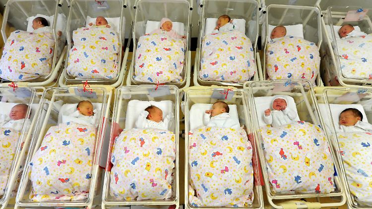 Etwa 580.000 Babys wurden zwischen Januar und September geboren.