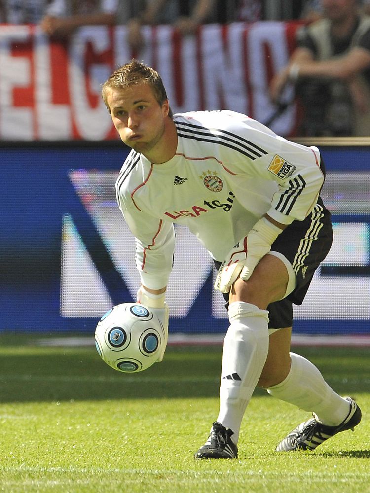 Der 26-Jährige stand für den FC Bayern 53 Mal im Tor, unter anderem beim 1:5 in Wolfsburg im Mai 2009.