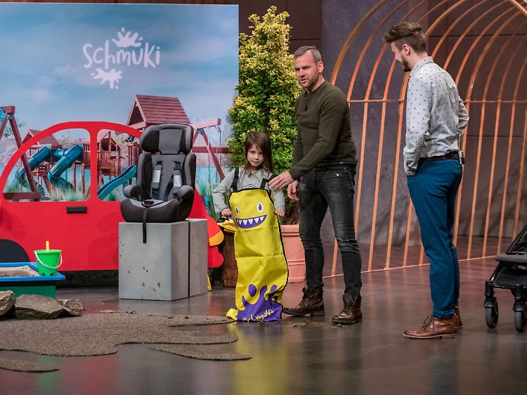 Die "Schmuki"-Erfinder zeigen, wie man kleine Schmutzfinken sauber von a nach b bekommt - mit Erfolg.