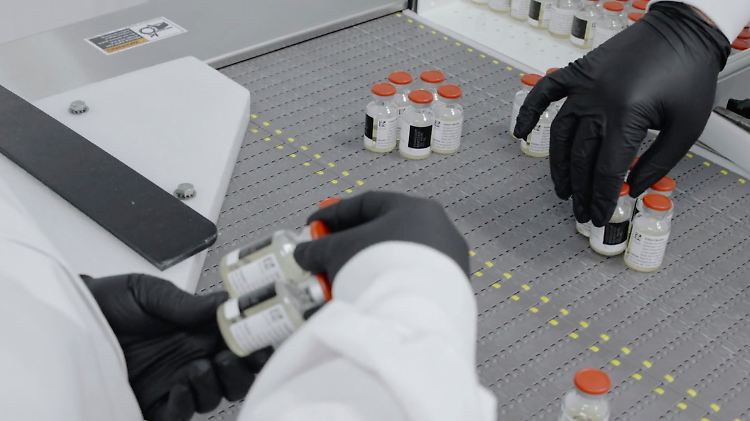 Bei der Behandlung des US-Präsidenten setzen die Ärzte auch auf die experimentellen Antikörper von Regeneron Pharmaceuticals.