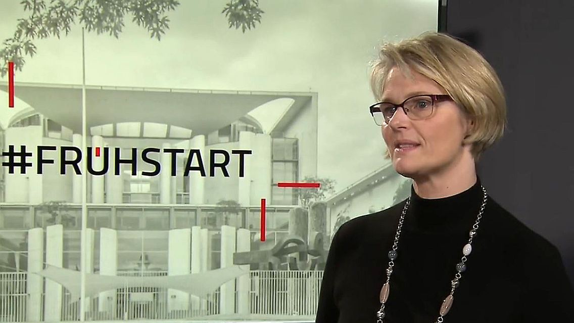 Karliczek Frühstart.JPG