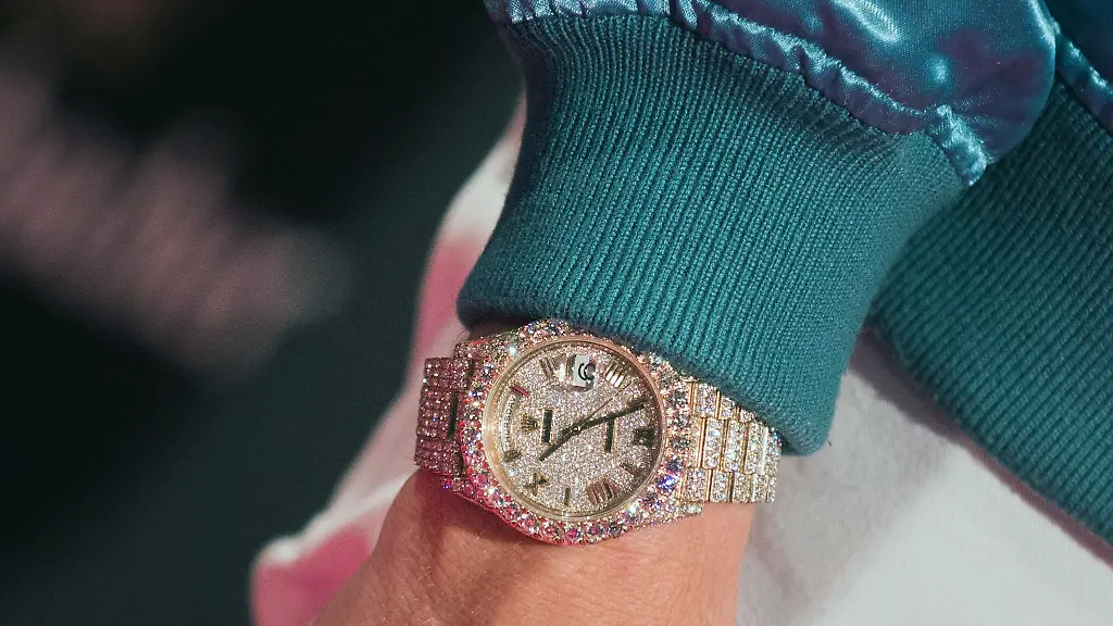 Nicht-nur-Musiker-lieben-teure-Uhren-Fans-und-Liebhaber-eifern-ihren-Vorbildern-gerne-nach