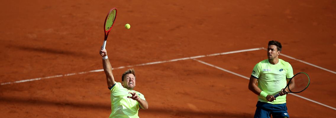 2020-09-24T091420Z_1996538943_RC2X4J9VWXLL_RTRMADP_3_TENNIS-HAMBURG.JPG