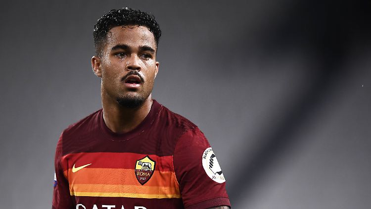 Er bringt den größten Namen mit in die Bundesliga: Justin Kluivert ist der Sohn von Hollands Fußball-Idol Patrick Kluivert.