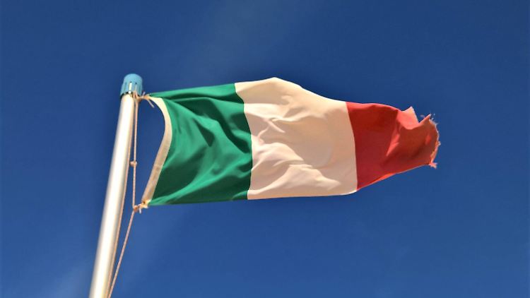 Italien dehnt den Schutzstatus für Flüchtlinge wieder aus.