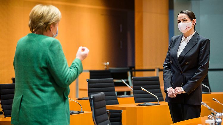 Merkel äußerte sich nach dem Treffen mit der belarussischen Oppositionsführerin nicht. 