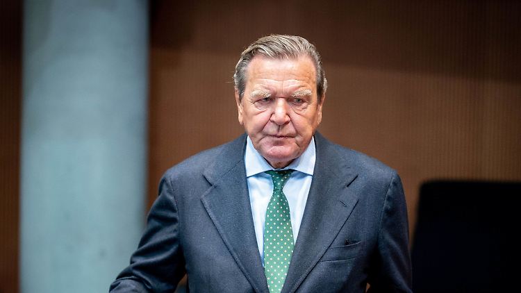 Schröder nannte Putin einst einen "lupenreinen Demokraten".