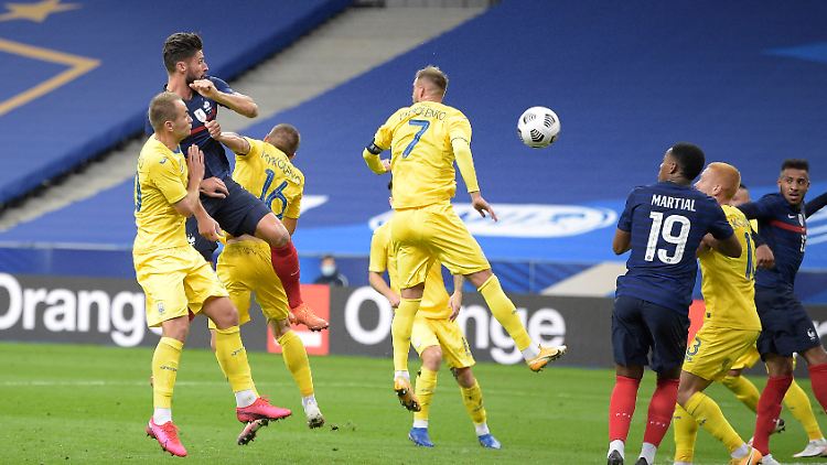 Die ukrainische Verteidigung kann dem Weltmeister nichts entgegensetzen.