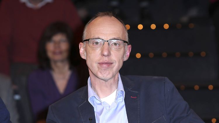 Der Journalist und Buchautor Kester Schlenz leidet an einer Angststörung.