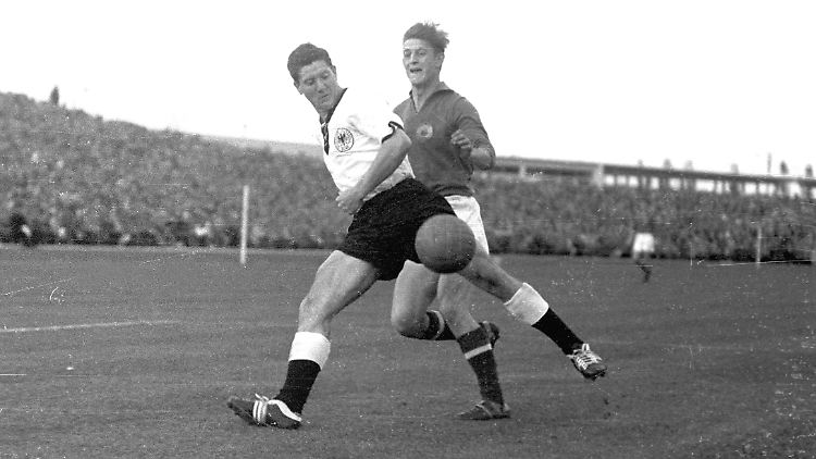 Bei der WM 1958 schaffte Szymaniak es als einziger Deutscher in die Elf des Turniers.