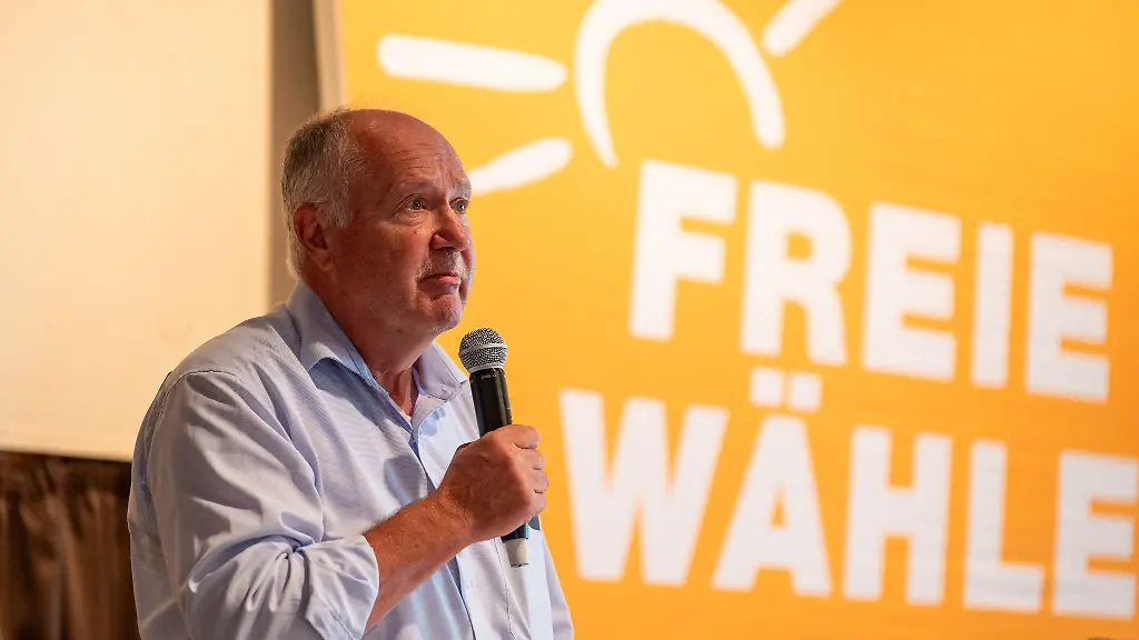 Auf-einem-turbulenten-Parteitag-in-Kordel-im-September-vergangenen-Jahres-kuendigt-Bernhard-Alscher-seinen-Rueckzug-aus-der-Landtagsfraktion-an