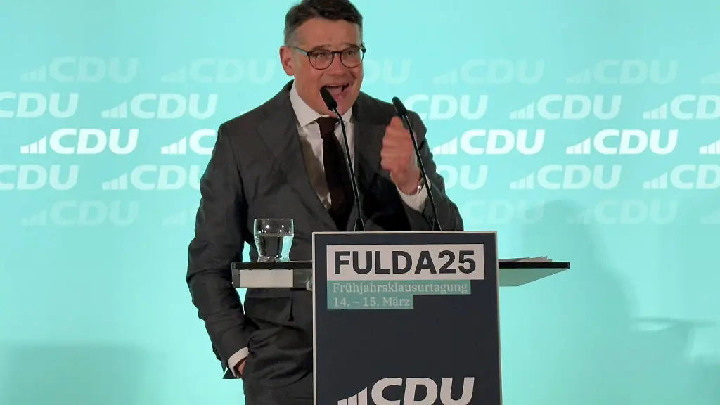Wir-haben-jetzt-die-grosse-Chance-auf-einen-kompletten-Politikwechsel-sagte-der-CDU-Landesvorsitzende-Rhein-auf-der-Klausurtagung-der-hessischen-CDU-mit-Blick-auf-eine-kuenftige-schwarz-rote-Bundesregierung