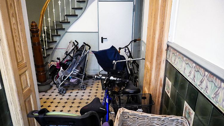 Das Treppenhaus ist eine Gemeinschaftsfläche, die hauptsächlich dazu da ist, um von einer Wohnung zur anderen zu kommen, oder um das Haus zu verlassen. 