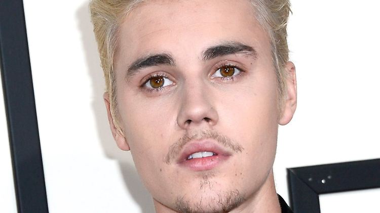 Diese Frisur gefiel manchem Bieber-Fan wohl besser.