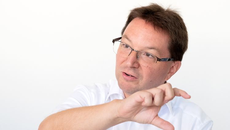 Michael Blume ist Religionswissenschaftler und seit 2018 Beauftragter der baden-württembergischen Landesregierung gegen Antisemitismus.