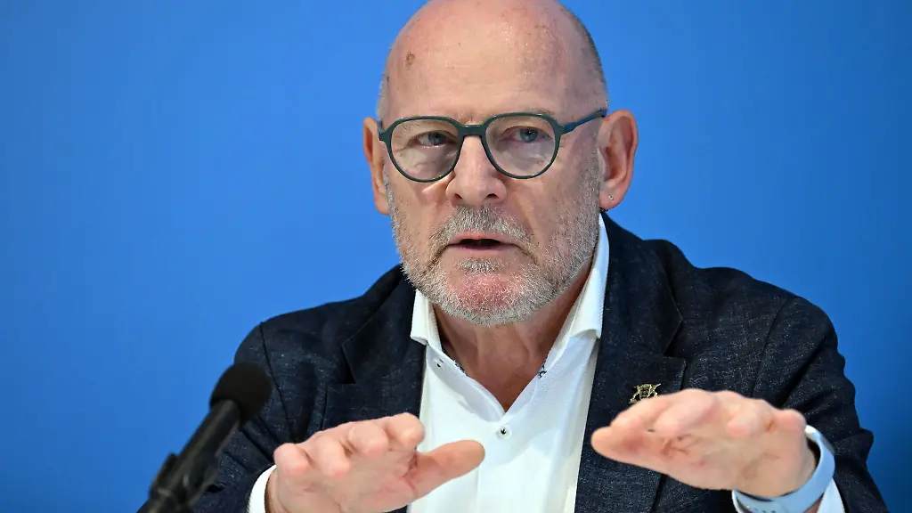 Hermann-haelt-die-Idee-einer-Pkw-Maut-nicht-fuer-falsch