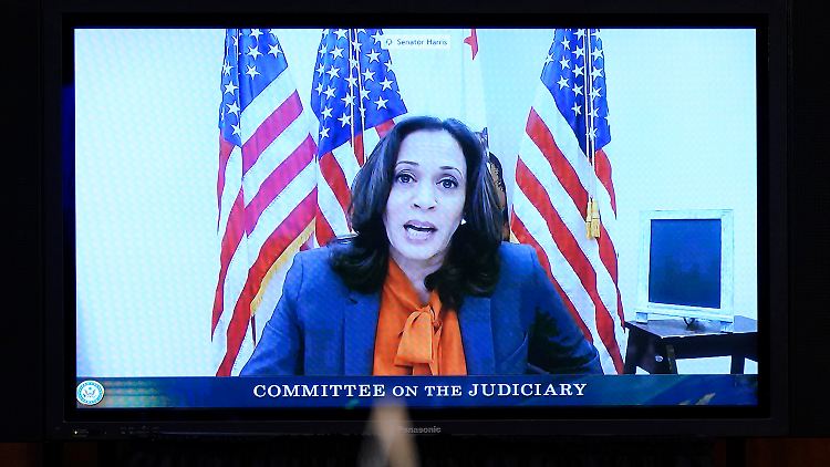 Bei der Anhörung der Kandidatin Amy Coney Barrett für den Supreme Court war die Demokratin Harris lediglich per Videoschalte dabei.