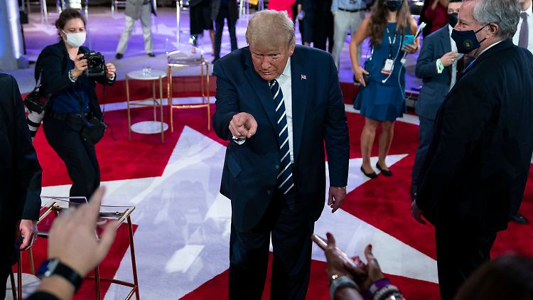 Trump wirkte energiegeladen, blieb aber wie üblich sehr vage in seinen Aussagen.