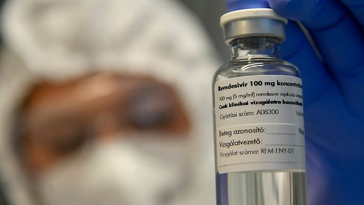 Remdesivir ist eines der ersten Medikamente, die zur Behandlung von Corona-Patienten eingesetzt wurden. 
