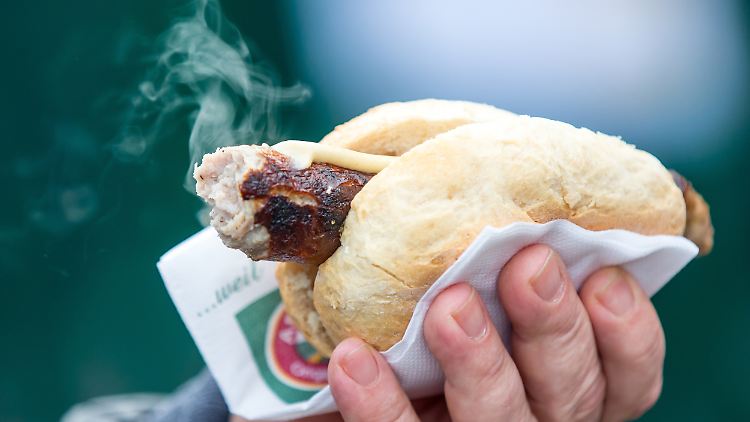 Dass man im Winter mehr Hunger auf Kohlenhydrate hat als im Sommer, ist evolutionsbedingt.