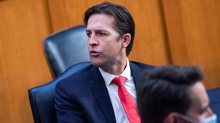 Trump werfe Staatsgelder aus dem Fenster "wie ein betrunkener Seemann".