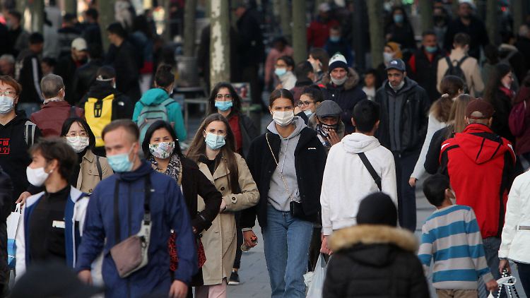 Mit gewaltigen Summen stemmt sich der deutsche Staat gegen die Krise.