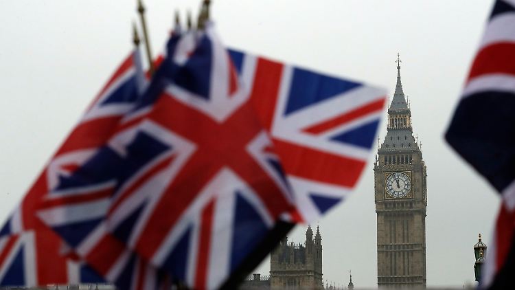 Die Zeit drängt. Doch die EU und London streiten darüber, ob und wann verhandelt wird. 
