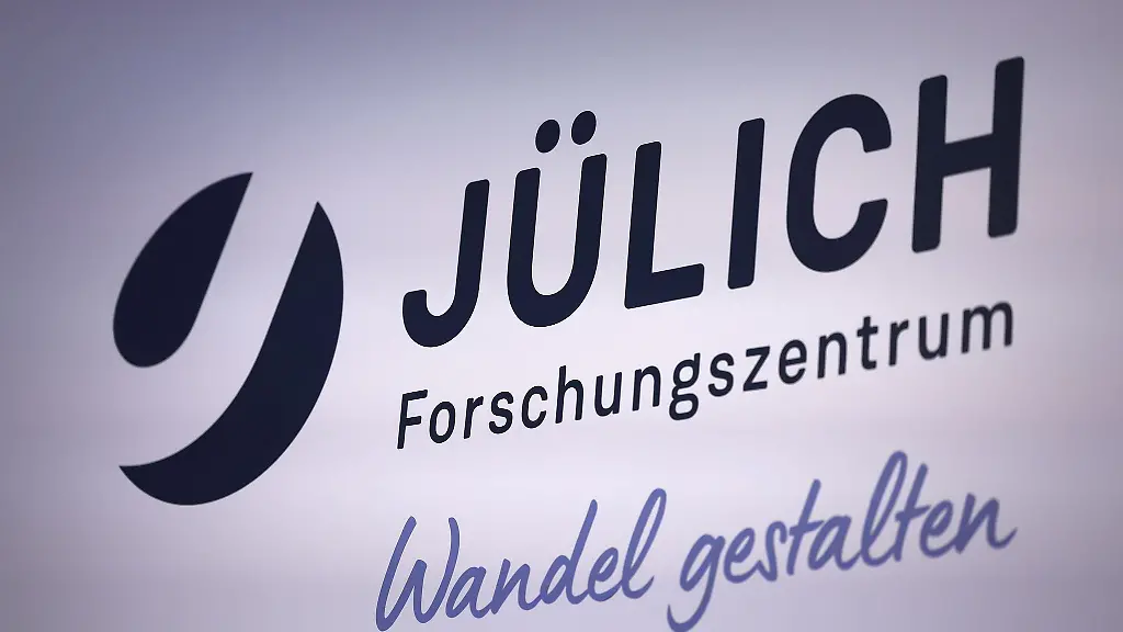 Am-Forschungszentrum-Juelich-im-rheinischen-Braunkohlegebiet-entsteht-ein-Hochleistungszentrum-fuer-Kuenstliche-Intelligenz-KI