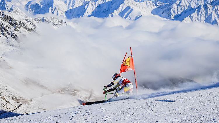 Der Auftakt in Sölden ist geglückt, wenn auch unter skurrilen Bedingungen.