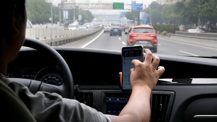 Didi ist neben der klassischen Fahrdienstvermittlung auch im Busverkehr und Fahrradverleih tätig.