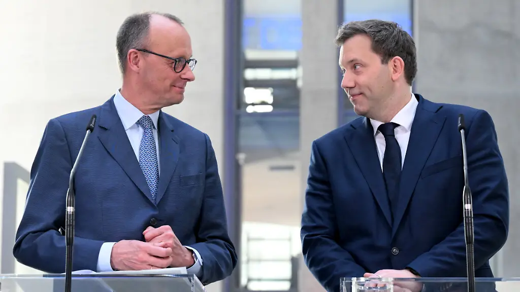 AFP-20250308-36ZK4HC-v1-HighRes-GermanyPoliticsGovernmentParties