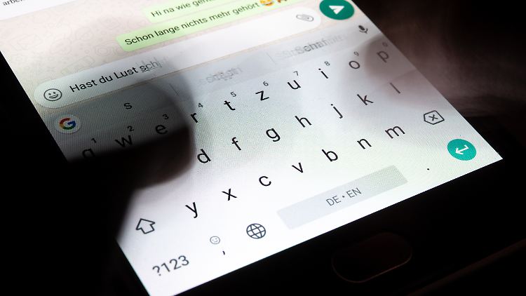 Die Geheimdienste sollen verschlüsselte Messenger mitlesen dürfen.