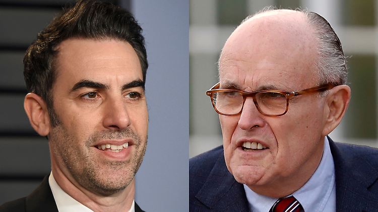 Rudy Giuliani (r.) wurde für seine kleine Rolle in "Borat 2" für eine Goldene Himbeere nominiert.