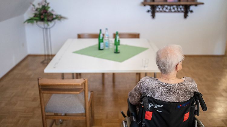 Menschen in Pflegeheimen dürfen trotz der Pandemie nicht isoliert werden.