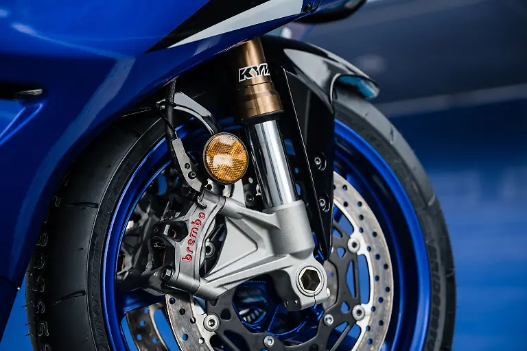 YAMAHA-R9-FotoYamaha-8