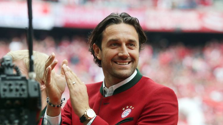 Luca Toni spielte drei Jahre für den FC Bayern München. Zum Lachen ist dem Italiener derzeit eher nicht zumute.