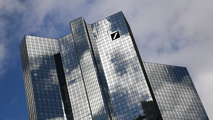 18.000 Stellen baut die Deutsche Bank derzeit ab.