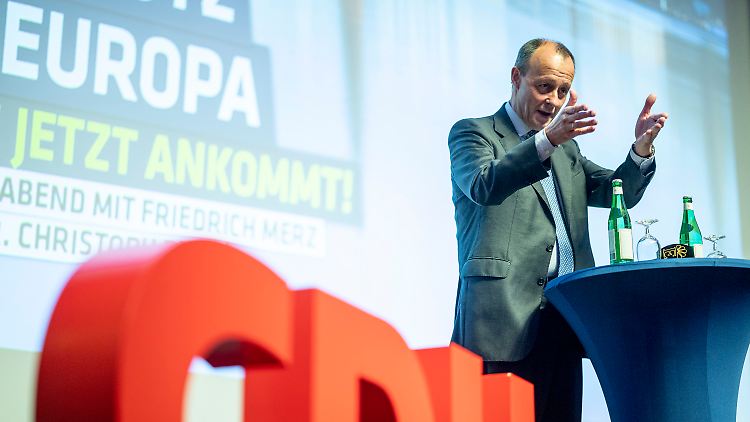 "Diese Wahl muss stattfinden", sagt Friedrich Merz.
