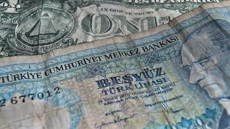 Die Lira verliert im Vergleich zum Dollar seit neun Wochen.  