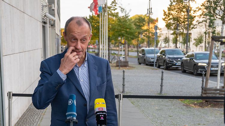 "Es läuft seit Sonntag der letzte Teil der Aktion 'Merz verhindern' in der CDU", sagt Merz nun.